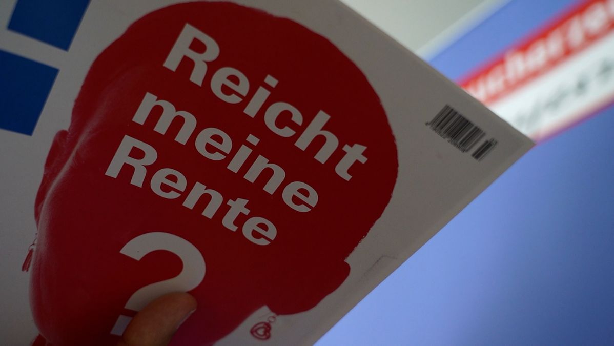 Betriebliche Altersvorsorge: Was sollte man beachten? | BR24
