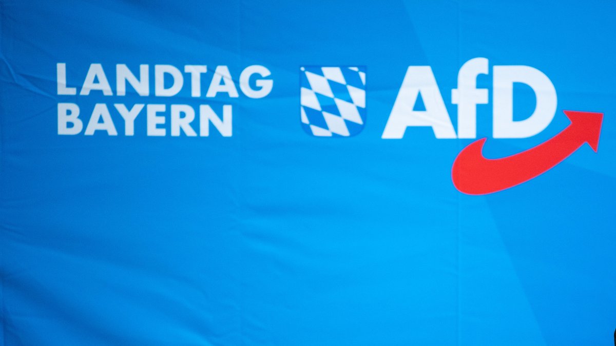 AfD-Banner der Landtags-Fraktion (Symbolbild)