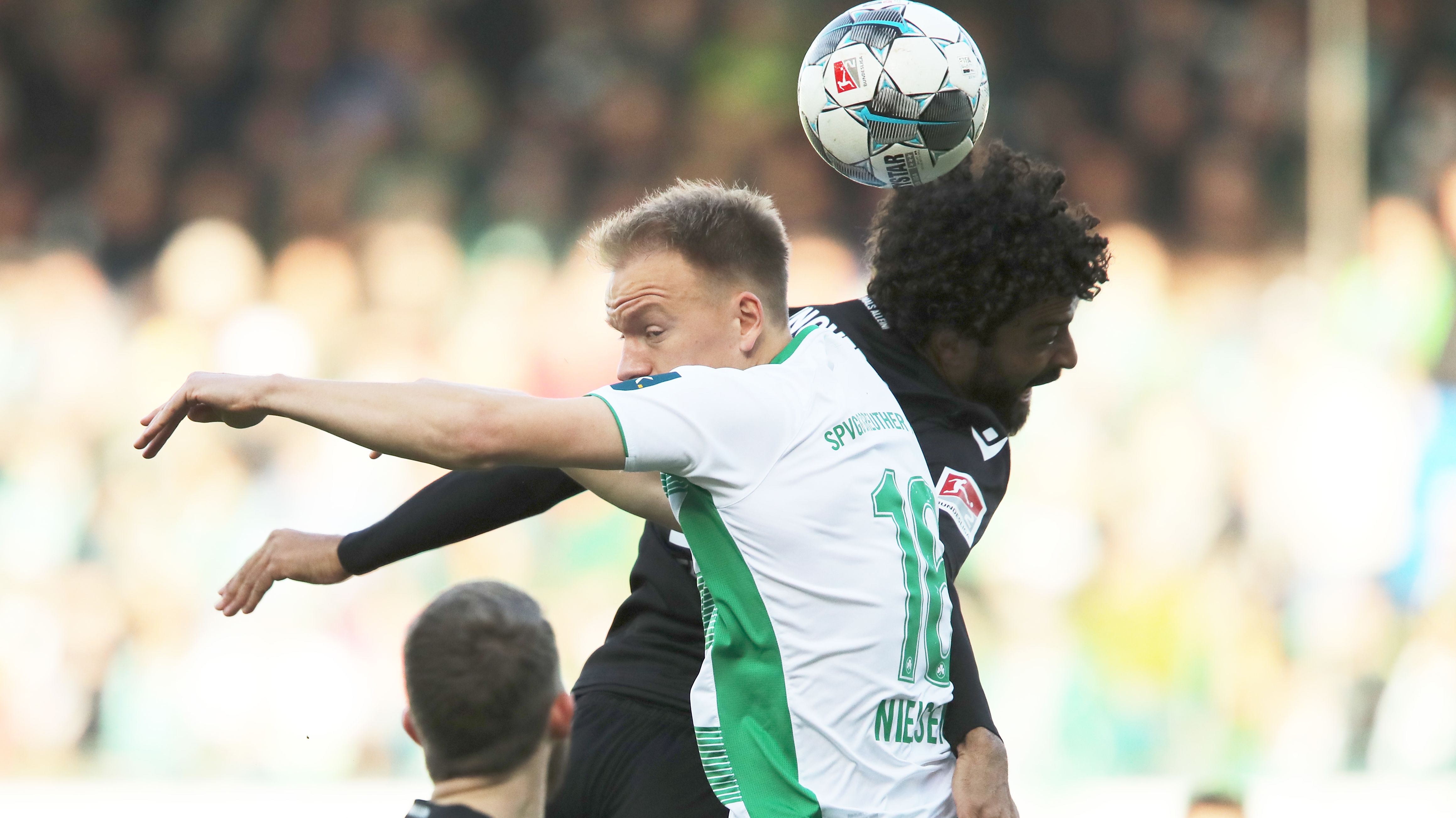 Trotz Uberzahl Spvgg Greuther Furth Verliert Gegen Hannover 96 Br24