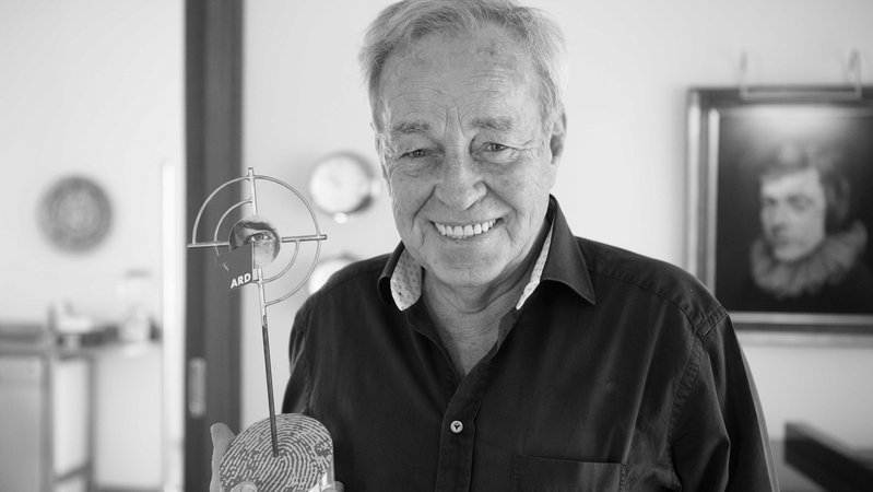 Horst Lettenmayer, dessen Augen und Beine seit mehr als 50 Jahren im Vorspann der "Tatort"-Krimis zu sehen sind, ist tot. (Archivbild 2016) | Bild: picture alliance / dpa | Matthias Balk Horst Lettenmayer, dessen Augen und Beine seit mehr als 50 Jahren im Vorspann der "Tatort"-Krimis zu sehen sind, ist tot. (Archivbild 2016)