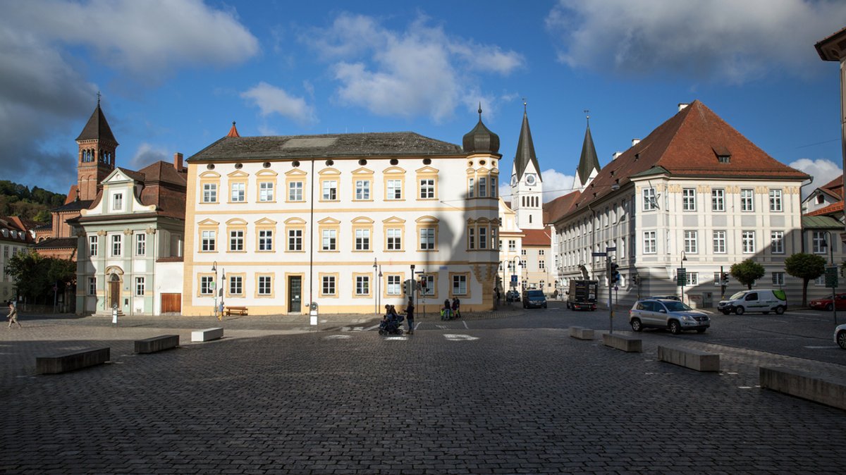 Altstadt von Eichstätt - Der Landkreis hat aktuell als einziger in Oberbayern noch eine 7-Tage-Inzidenz von unter 1.000