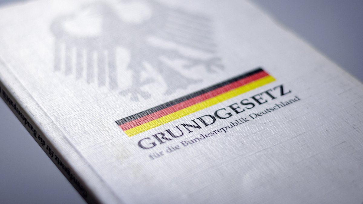 Am 23. und 24. Mai 2024 jähren sich die Verkündung und das Inkrafttreten des Grundgesetzes für die Bundesrepublik Deutschland zum 75. Mal.