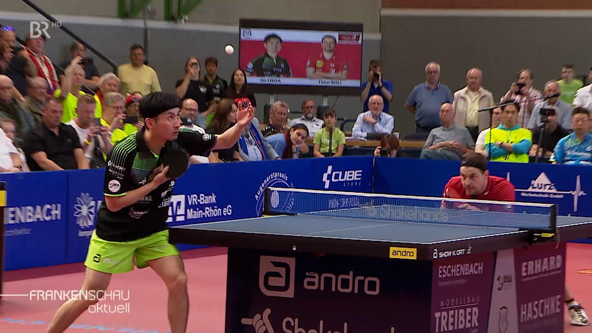 Tischtennis-Match in der Shakehands Arena.