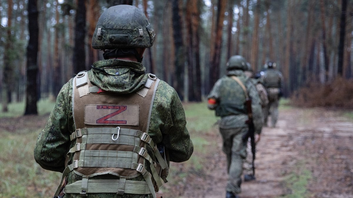 Mindestens elf Tote bei Angriff auf russische Militärbasis