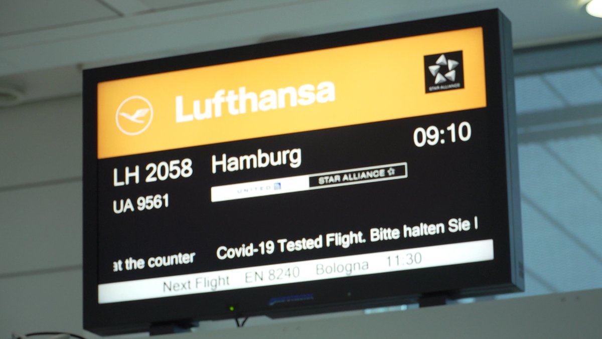 Probelauf der Lufthansa: Nur Passagiere mit negativem Corona-Test dürfen an Bord.