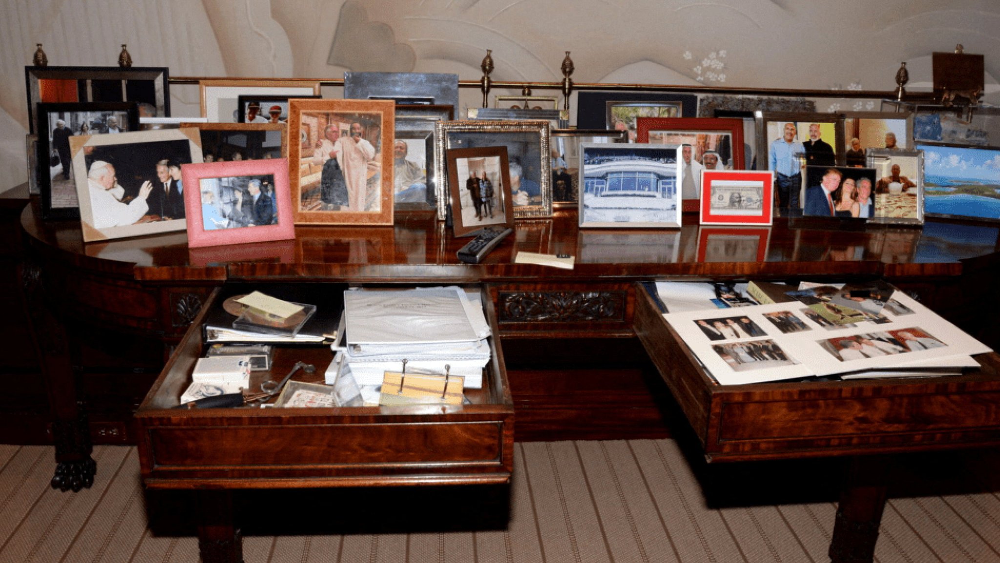 USA: Aus Epstein-Akten gelöschtes Foto von Trump wieder online