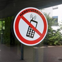Handyverbot an Schulen und Digitalisierung | Bild: dpa-Bildfunk/Jens Kalaene