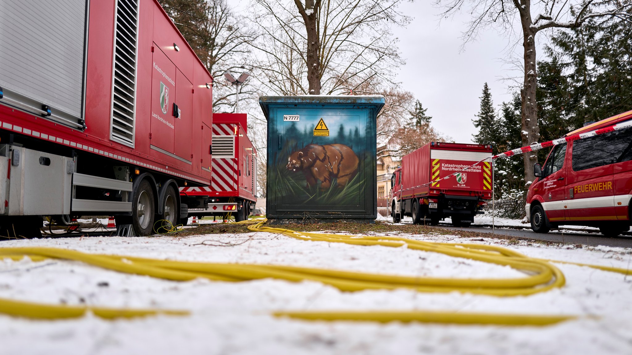 Die Feuerwehr aus dem Kreis Steinfurt war mit ihren Stromerzeugern vom Typ Polyma 250 kVA zur Unterstützung in Berlin.