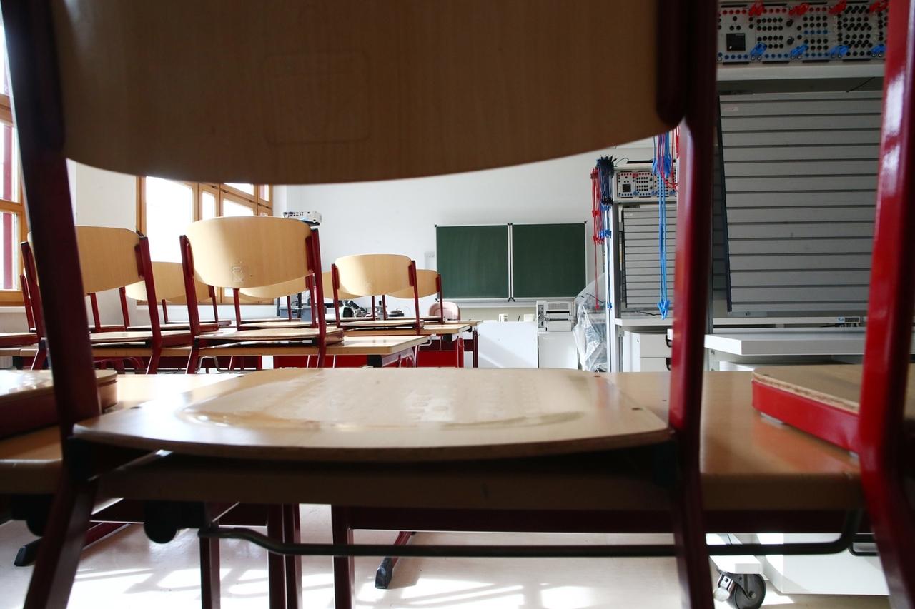 Realschule Wunsiedel Montag Wieder Unterricht Fur 10 Klassen Br24