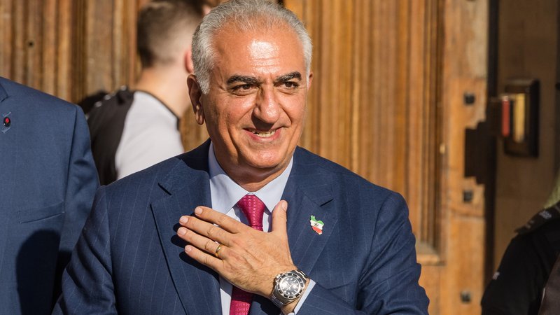 (Archivbild) Reza Pahlavi bei einem Besuch in London im Juni 2025 | Bild: picture alliance / Photoshot | - (Archivbild) Reza Pahlavi bei einem Besuch in London im Juni 2025