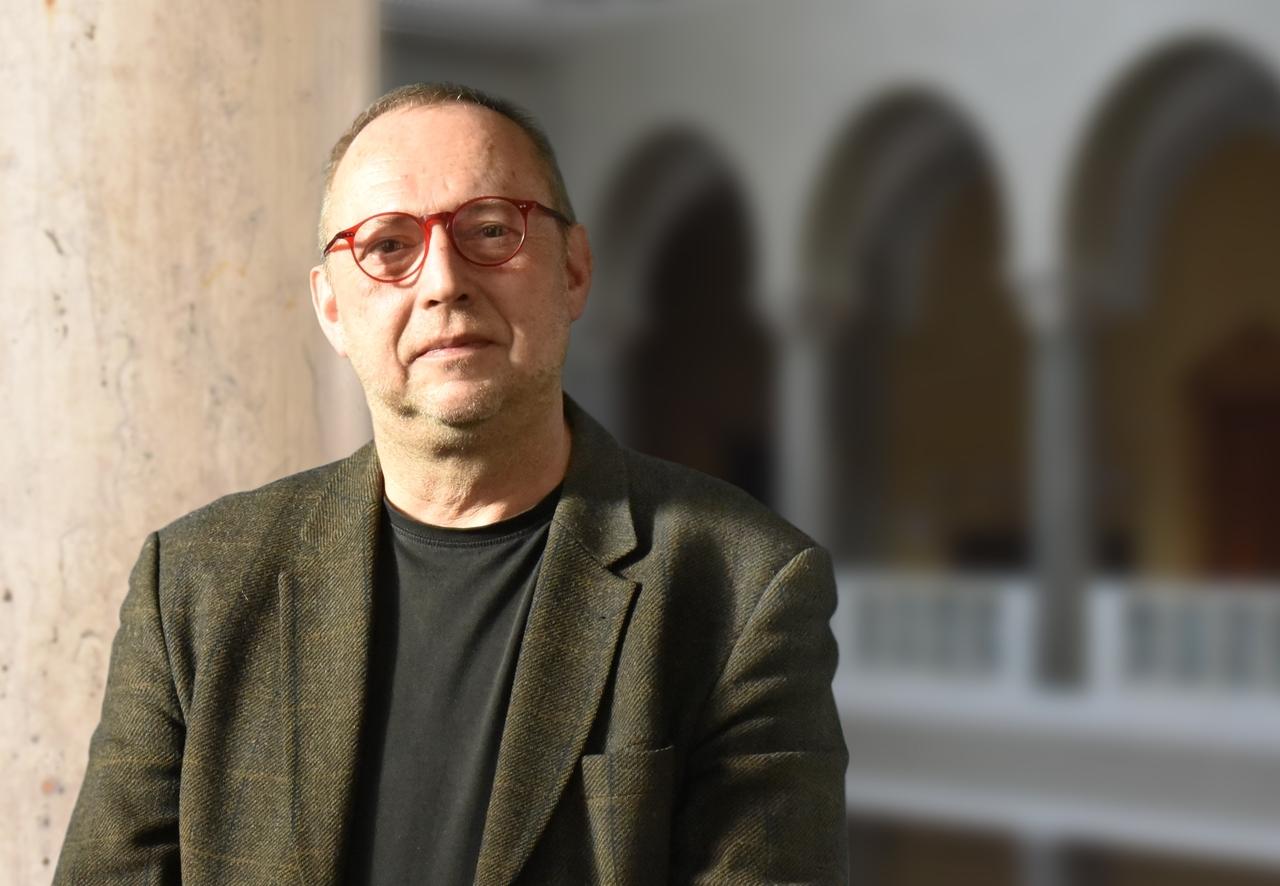 Bibliothekar Sven Kuttner