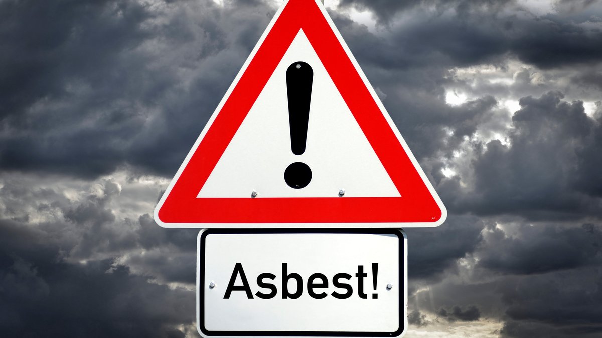 Gewerkschaft warnt vor "Asbest-Welle" auf dem Bau