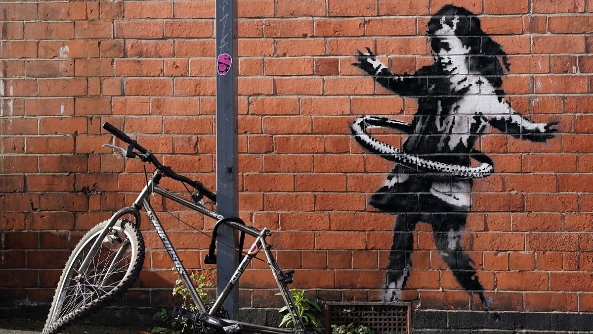 Banksy Neues Bild Im Corona Hotspot Nottingham Als Aufmunterung Br24