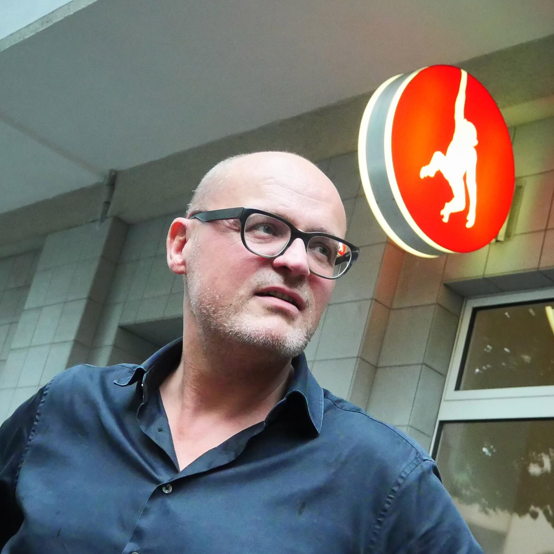 Wandel auf dem Buchmarkt - Warum Gunnar Cynybulk seinen Kanon-Verlag verkauft hat