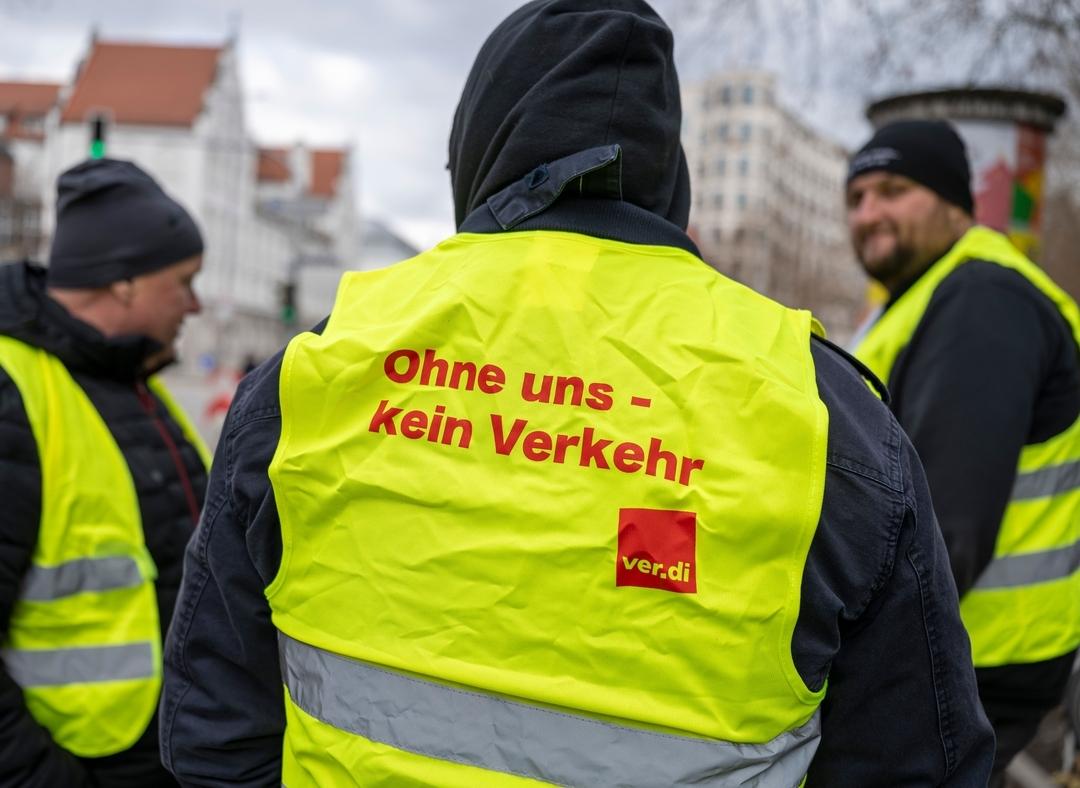 ÖPNV-Warnstreik Bayern: Verdi legt Regensburg, Augsburg, Passau und ...