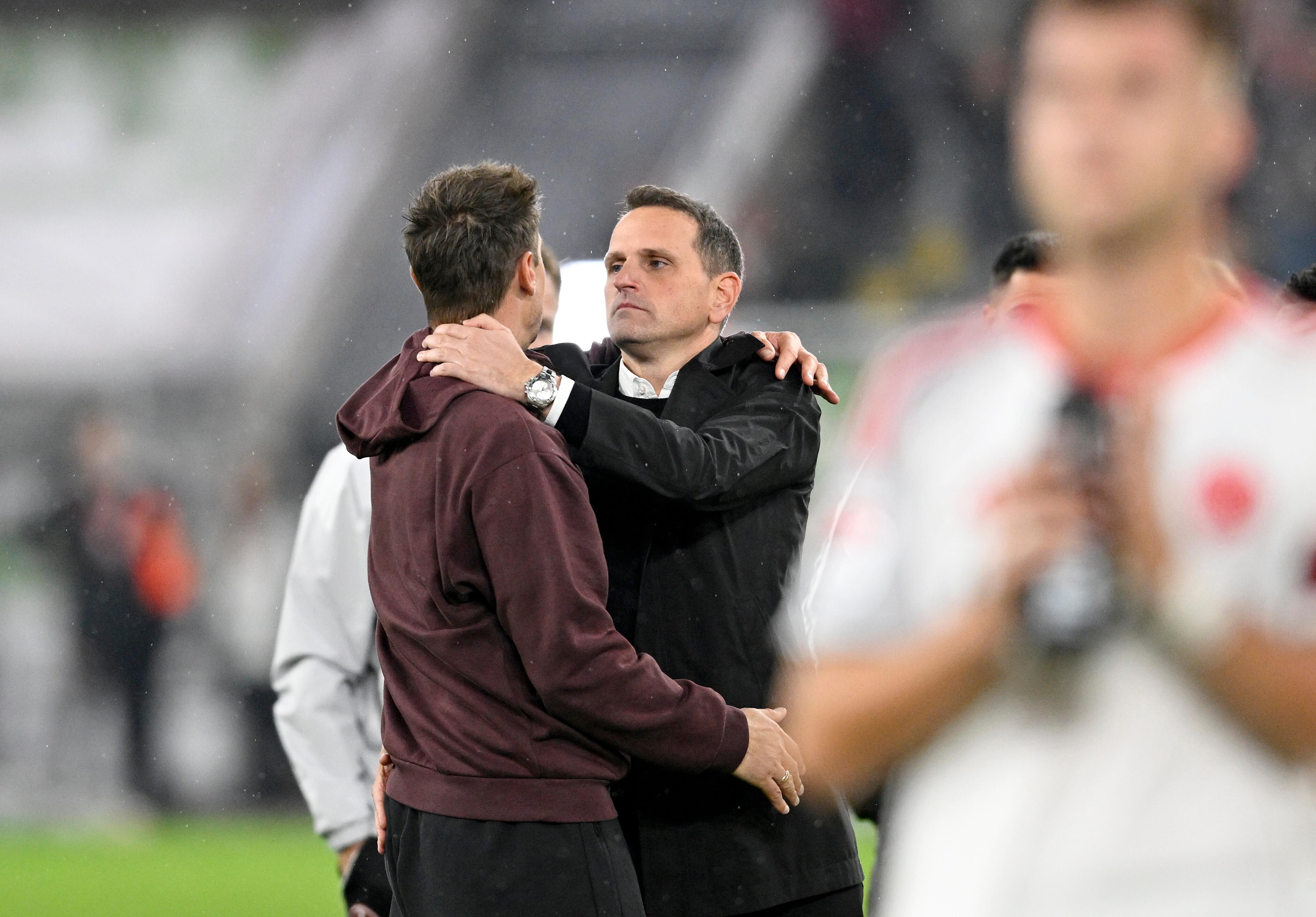 Arbeiten weiter zusammen: Sportvorstand Joti Chatzialexiou (rechts) und sein Trainer Miroslav Klose.
