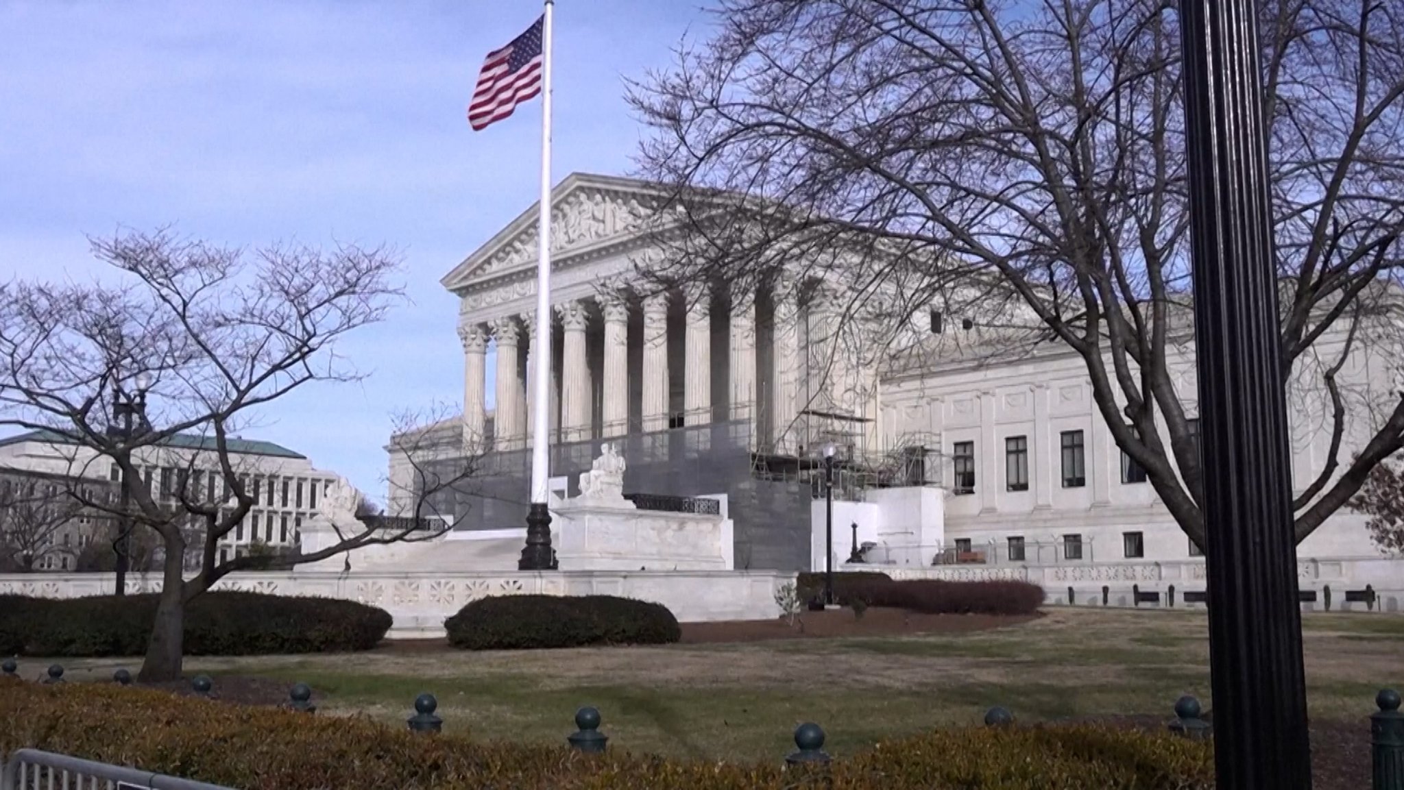 Pleite für Trump: Oberstes US-Gericht kippt Großteil der Zölle