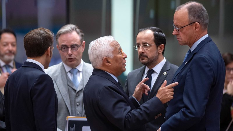 ARCHIV ( 23.10.2025) Der belgische Premierminister Bart De Wever, EU-Kommissionspräsident Antonio Costa, der Präsident der Republik Zypern Nikos Christodoulides und der deutsche Bundeskanzler Friedrich Merz nehmen am EU-Gipfel teil. | Bild: picture alliance / ANP | JONAS ROOSENS ARCHIV ( 23.10.2025) Der belgische Premierminister Bart De Wever, EU-Kommissionspräsident Antonio Costa, der Präsident der Republik Zypern Nikos Christodoulides und der deutsche Bundeskanzler Friedrich Merz nehmen am EU-Gipfel teil.