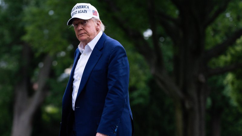 Donald Trump beim Weißen Haus (25.05.2025) | Bild: picture alliance / Sipa USA | Sipa USA Donald Trump beim Weißen Haus (25.05.2025)