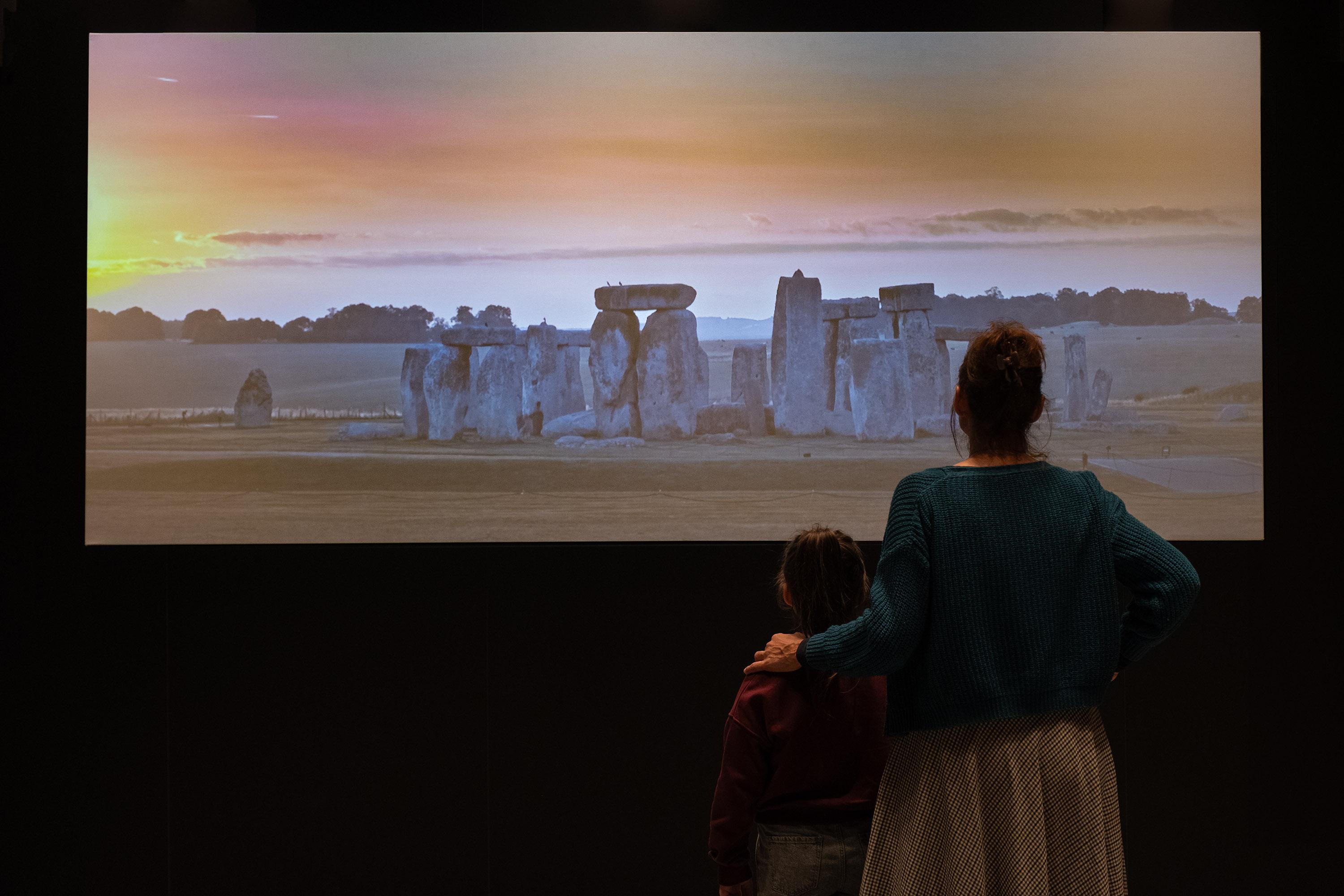 Blick in die Ausstellung "Stonehenge" in der Archäologischen Staatssammlung München | Bild:ASM, Bernhard Sacha