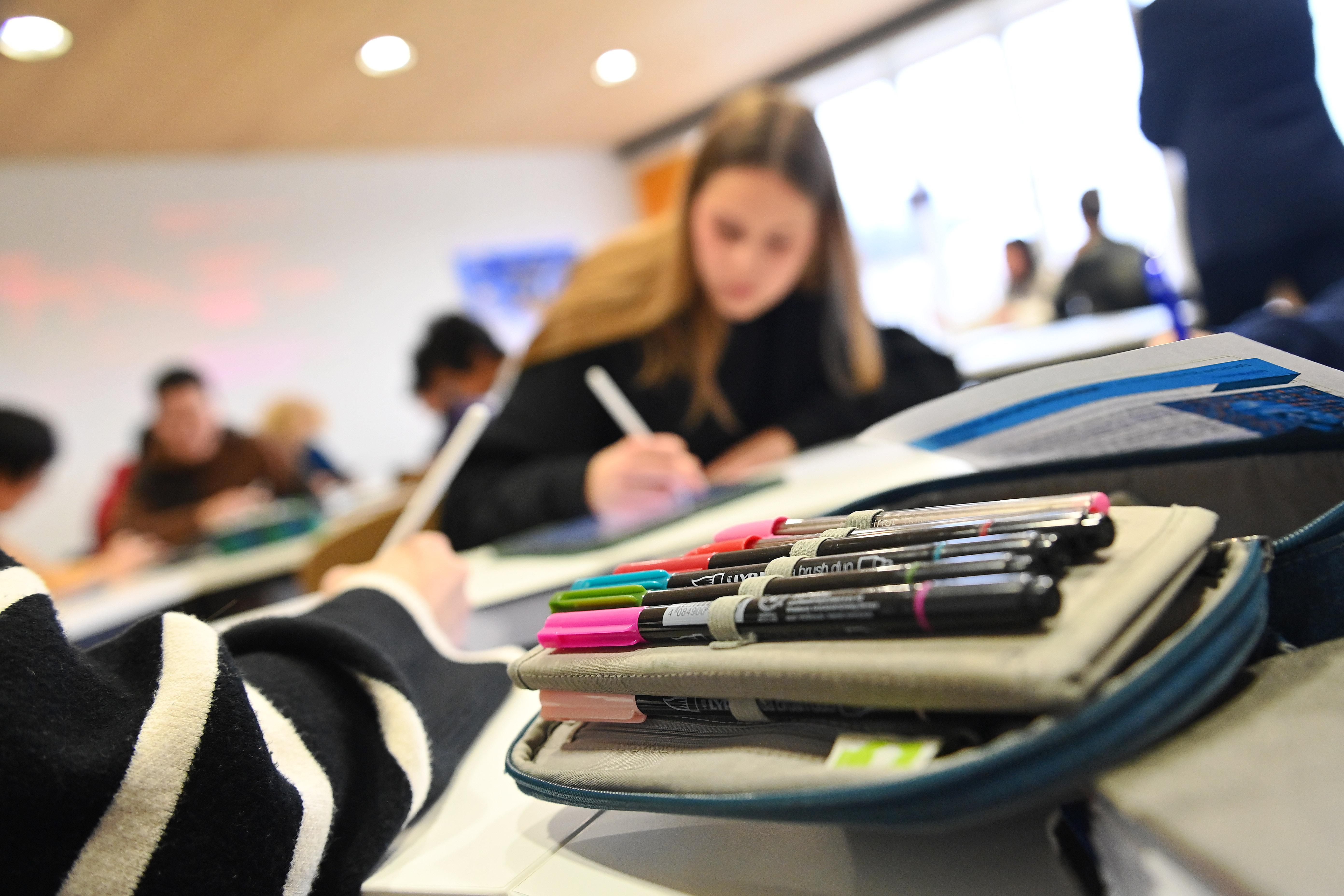 Schulunterricht an einer bayerischen Schule (Symbolbild)