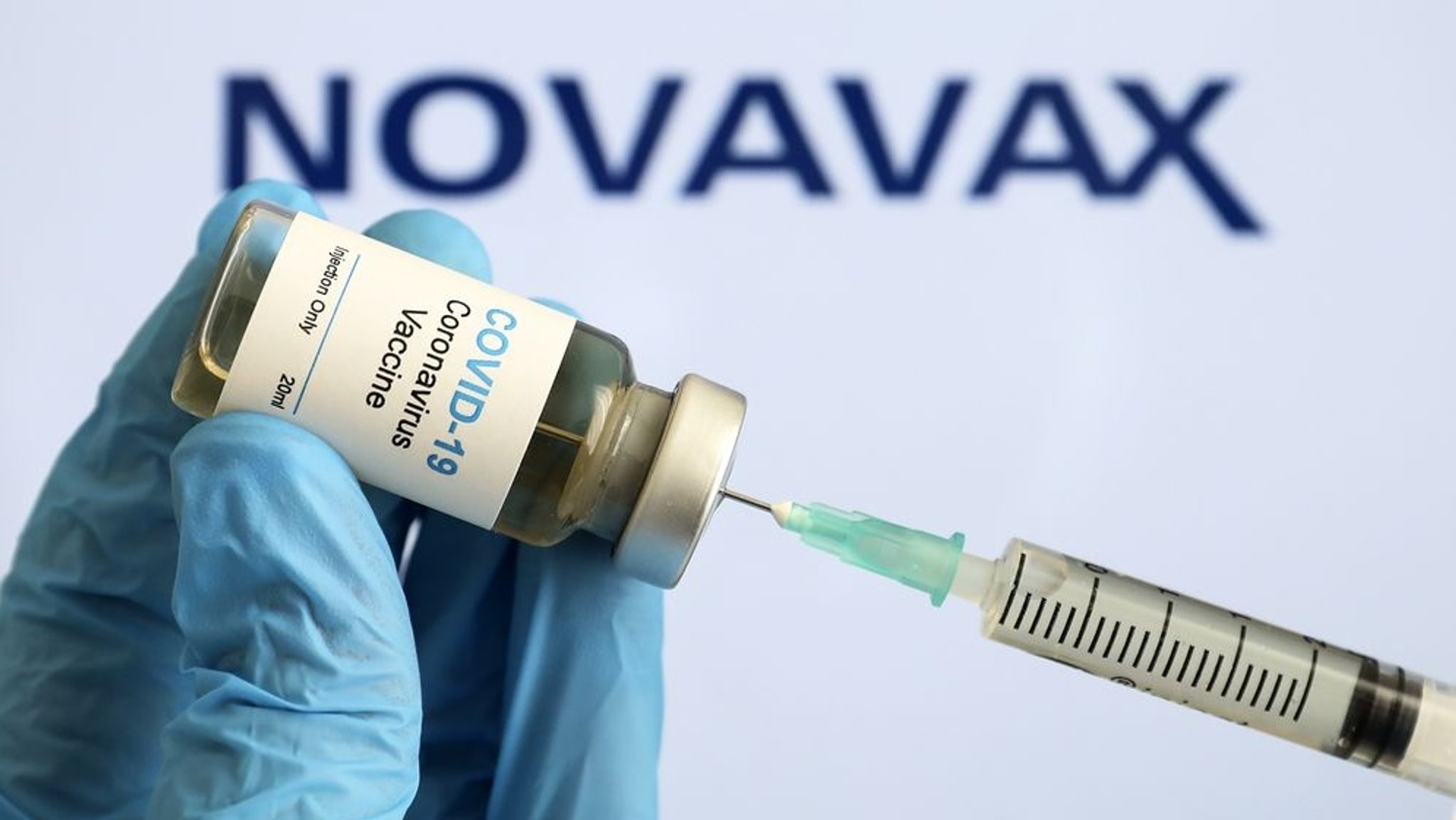 Die Zulassungsstudien für den Impfstoff von Novavax laufen noch. Bisherige Ergebnisse sprechen aber für eine hohe Wirksamkeit.