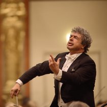 Interview mit dem Dirigent Semyon Bychkov | Bild: © Nicoletti_Musikverein