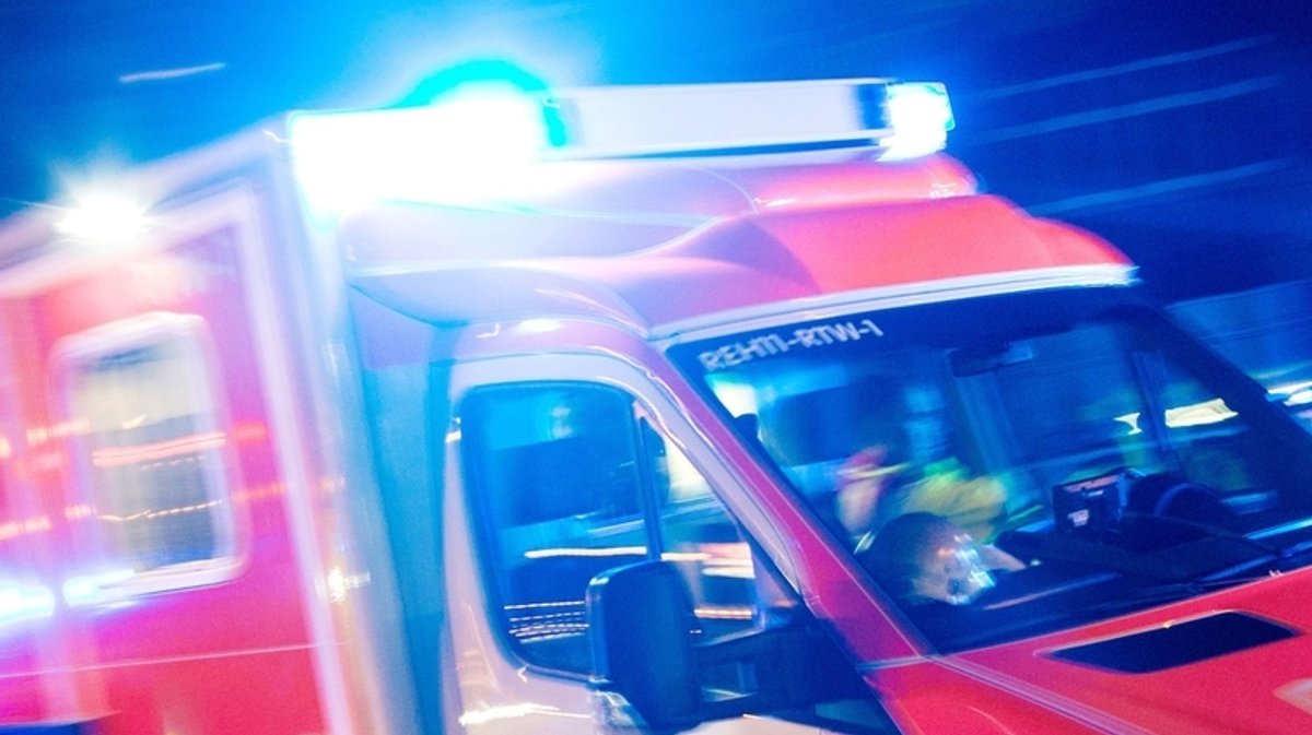 Bus streift Kopf von Elfjährigem an Haltestelle 