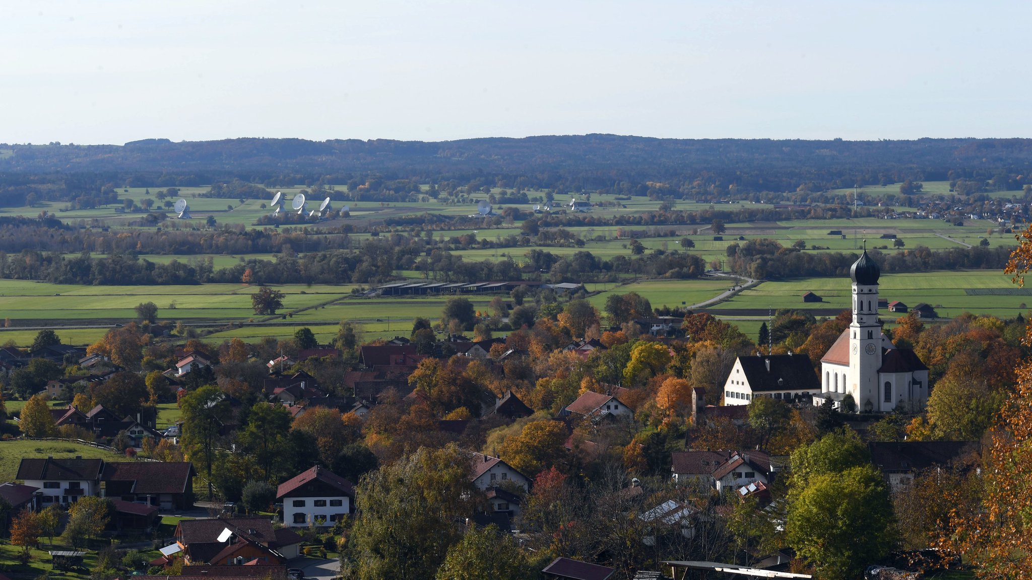 Der Dritte Bericht der Bundesregierung zur Entwicklung ländlicher Räume zeigt nach wie vor große Unterschiede zwischen Stadt und Land.