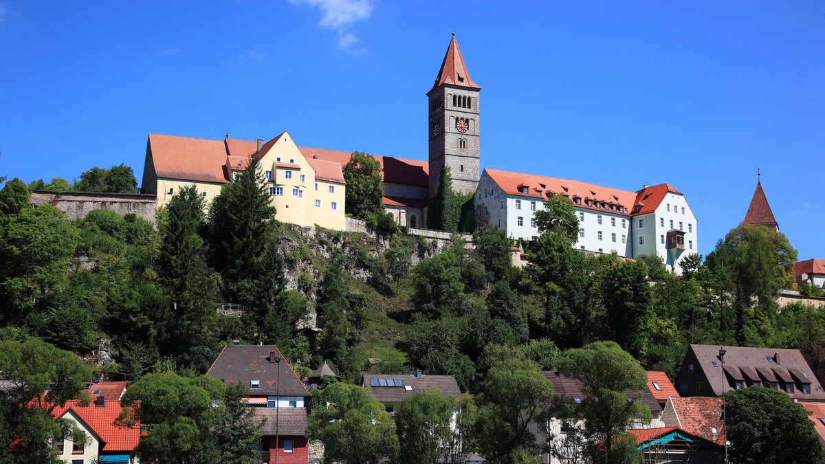 Das ehemalige Benediktinerkloster Sankt Petrus in Kastl im Landkreis Amberg-Sulzbach wird Studienort für angehende Polizisten.