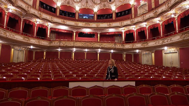 Die neue Intendantin Silvia Stolz im Stadttheater Fürth.