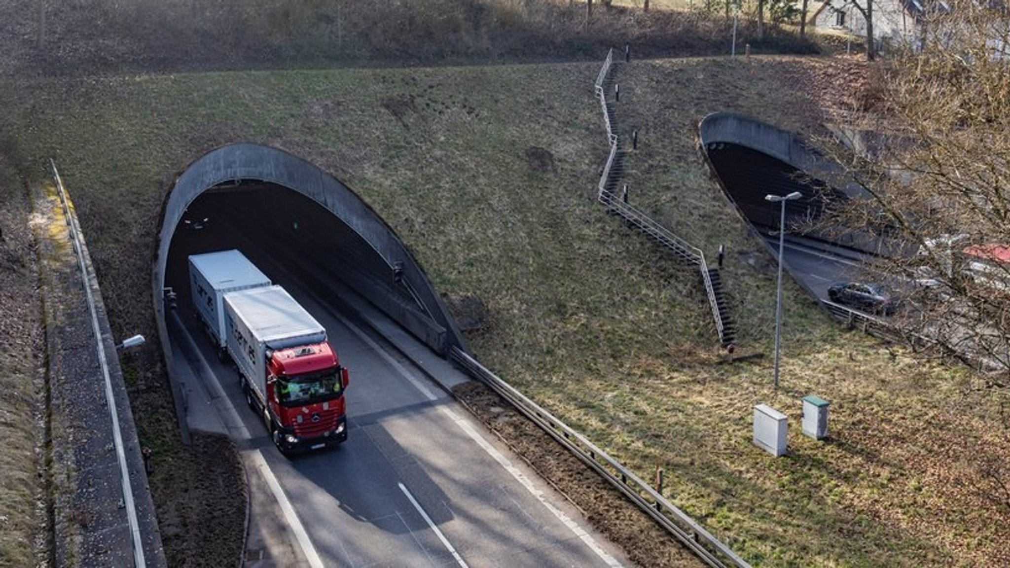 Das Nordportal des Pfaffensteiner Tunnels bei Regensburg