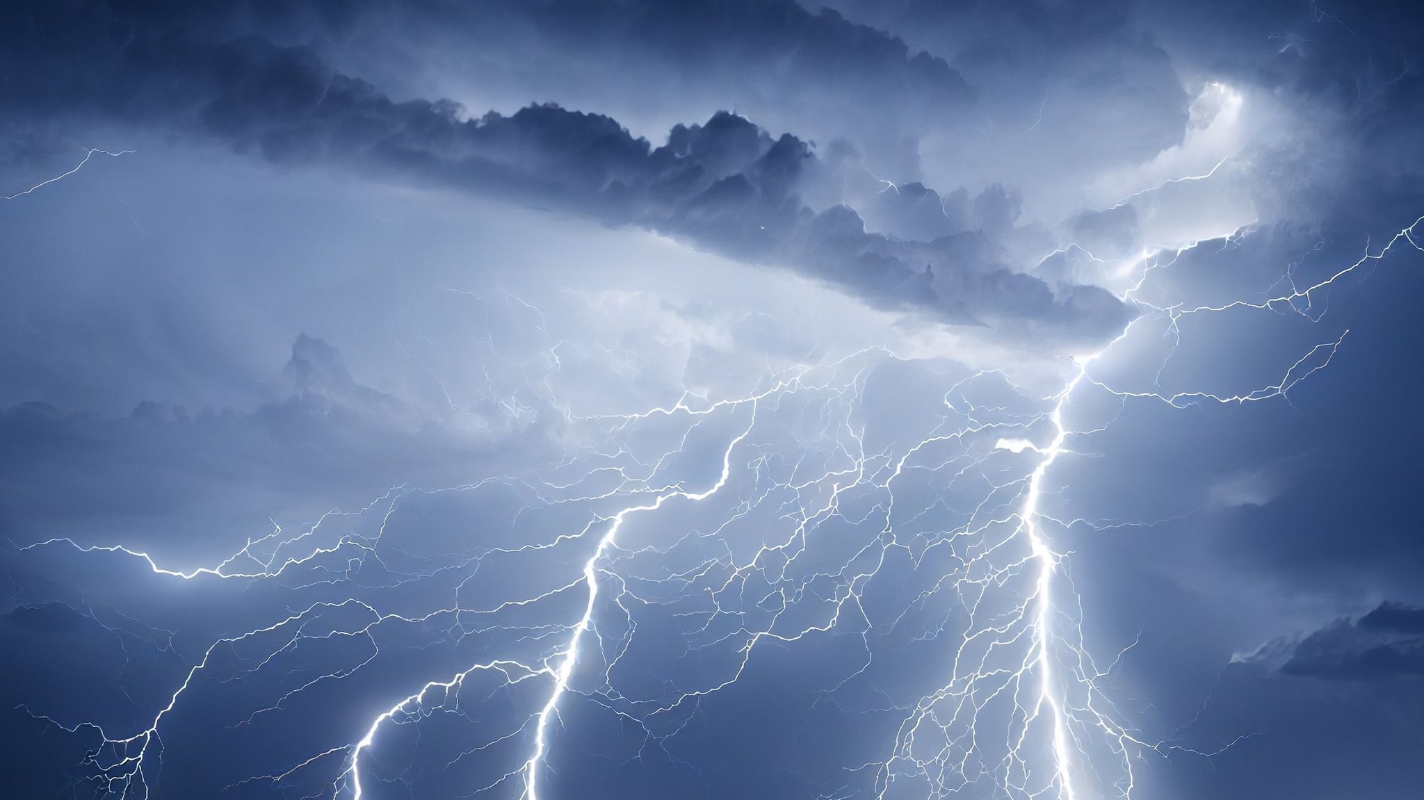 Warum blitzt und donnert es bei einem Gewitter?