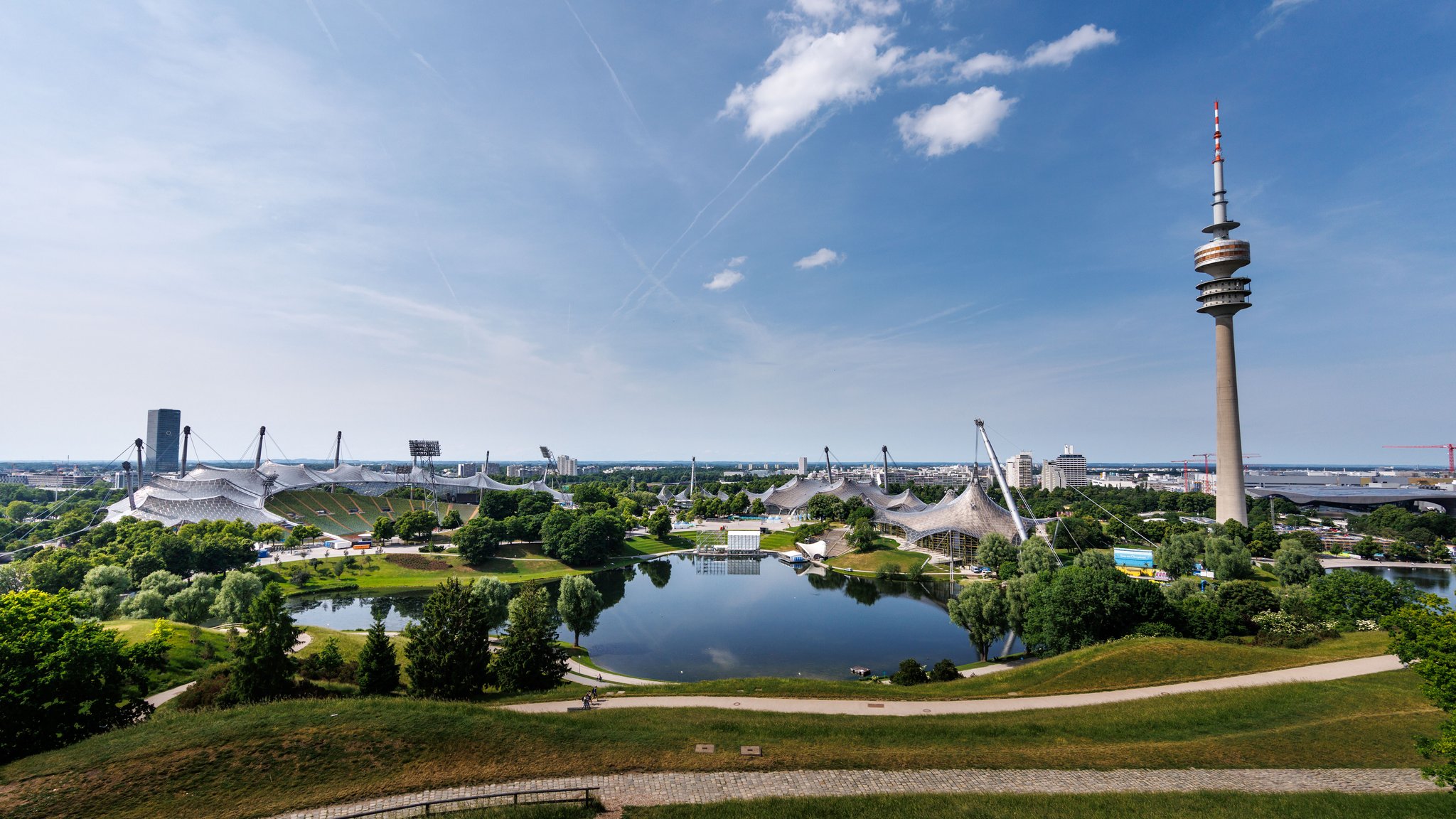 Das Olympiagelände im Olympiapark München