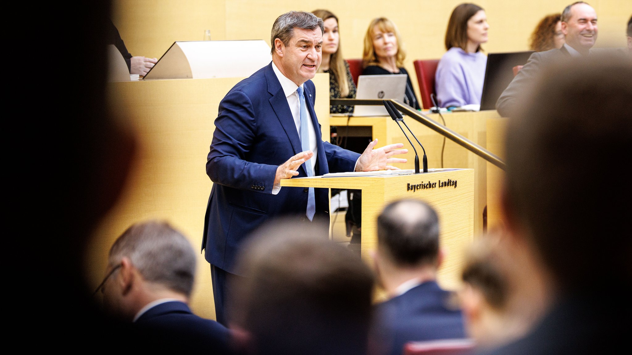 Söder verspricht Gender-Verbot, Hightech-Oscar und KI-Uni