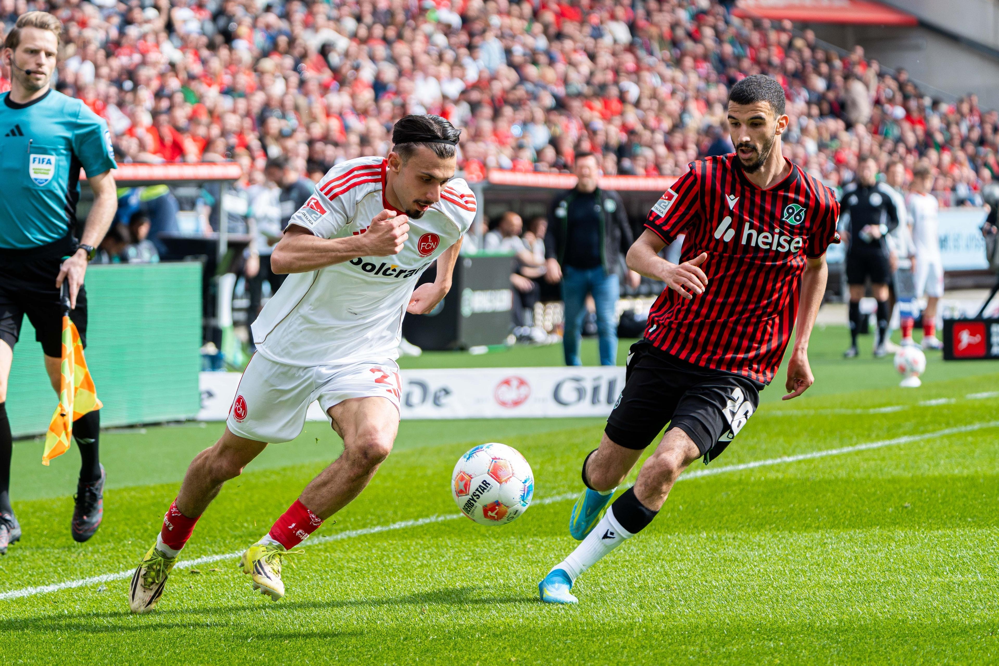Hannover 96 - 1. FC Nürnberg, Spielszene | Bild:picture alliance / Fotostand | Kruczynski