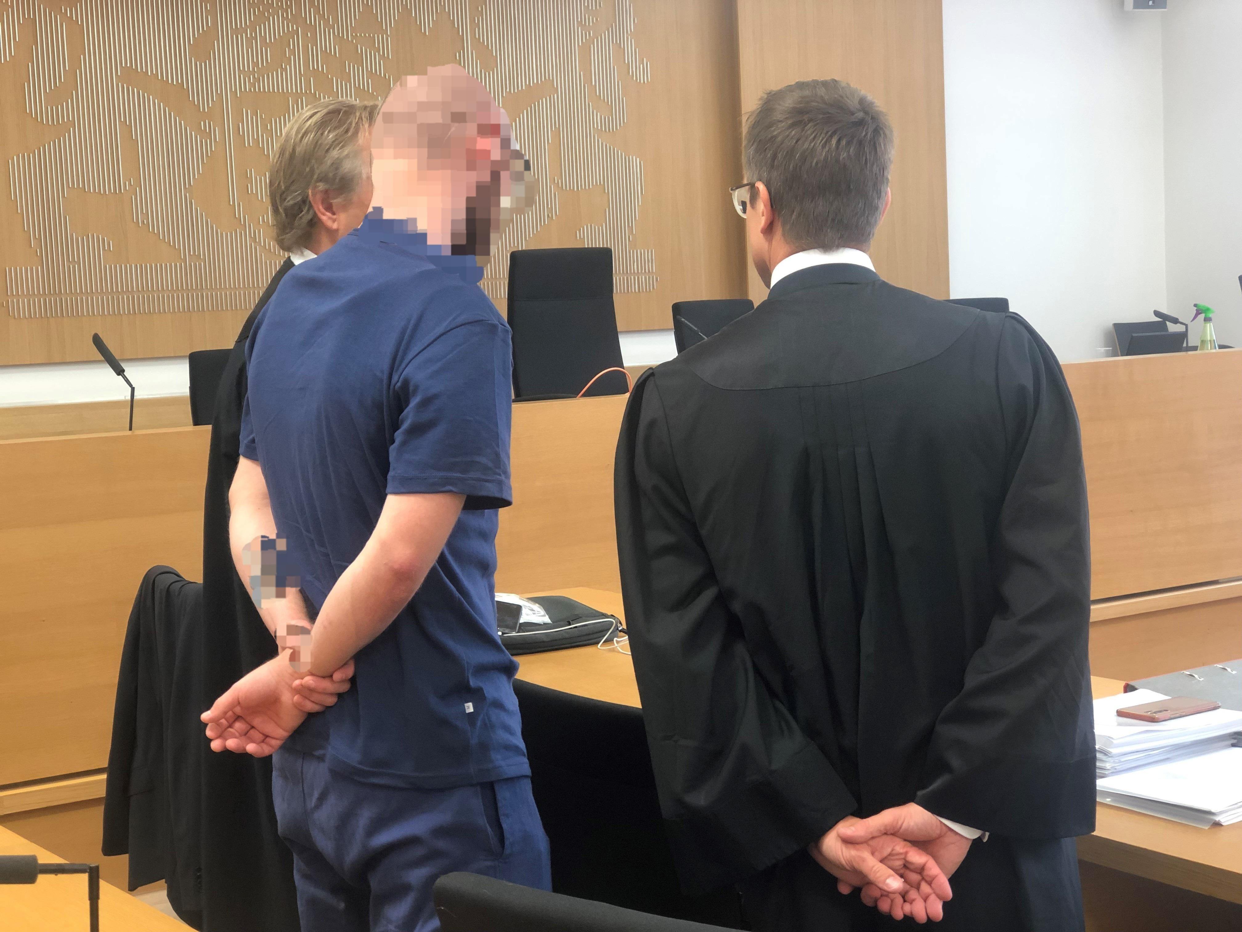 Mordprozess: Plädoyers der Verteidiger von Dominik R. erwartet | BR24