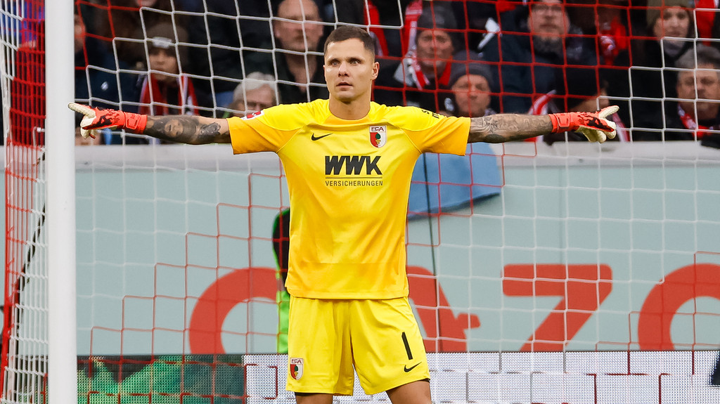 FC-Augsburg-Torwart Rafal Gikiewicz | Bild: picture-alliance/dpa FC-Augsburg-Torwart Rafal Gikiewicz