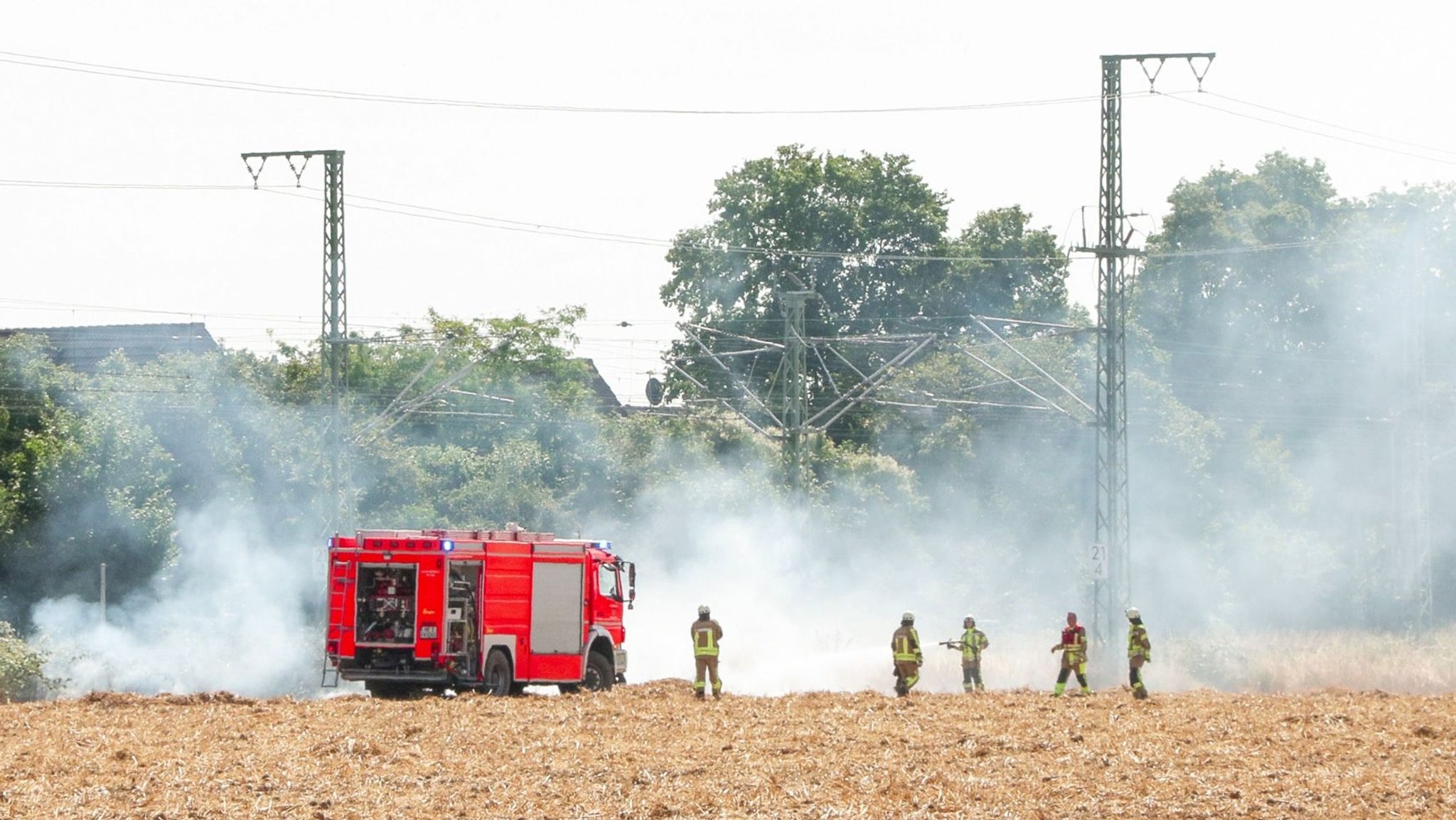 Bekennerschreiben nach Feuer an Bahnstrecke aufgetaucht