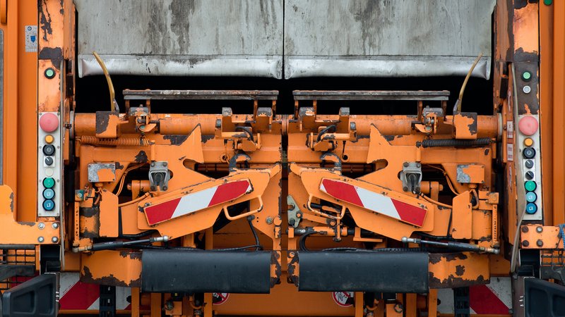 (Symbolbild) Müllabfuhr in Bayern | Bild: picture alliance / dpa | Sven Hoppe (Symbolbild) Müllabfuhr in Bayern