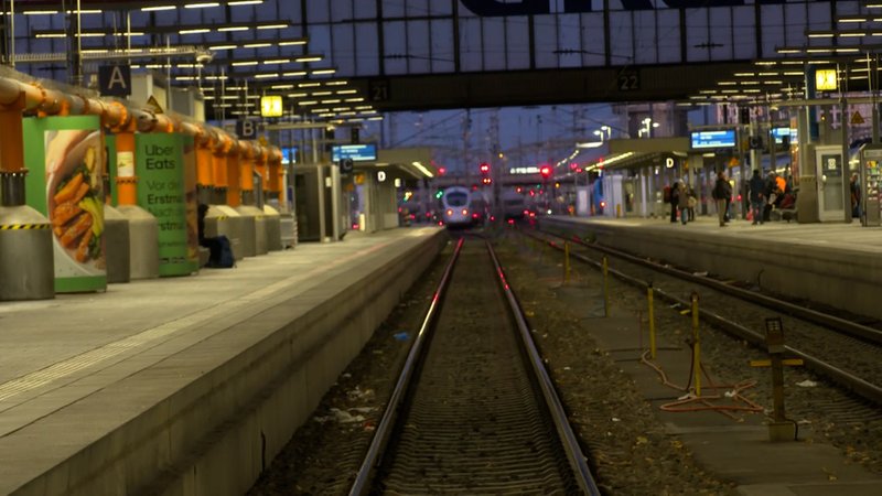 Fast leere Bahnsteige am Münchner Hauptbahnhof