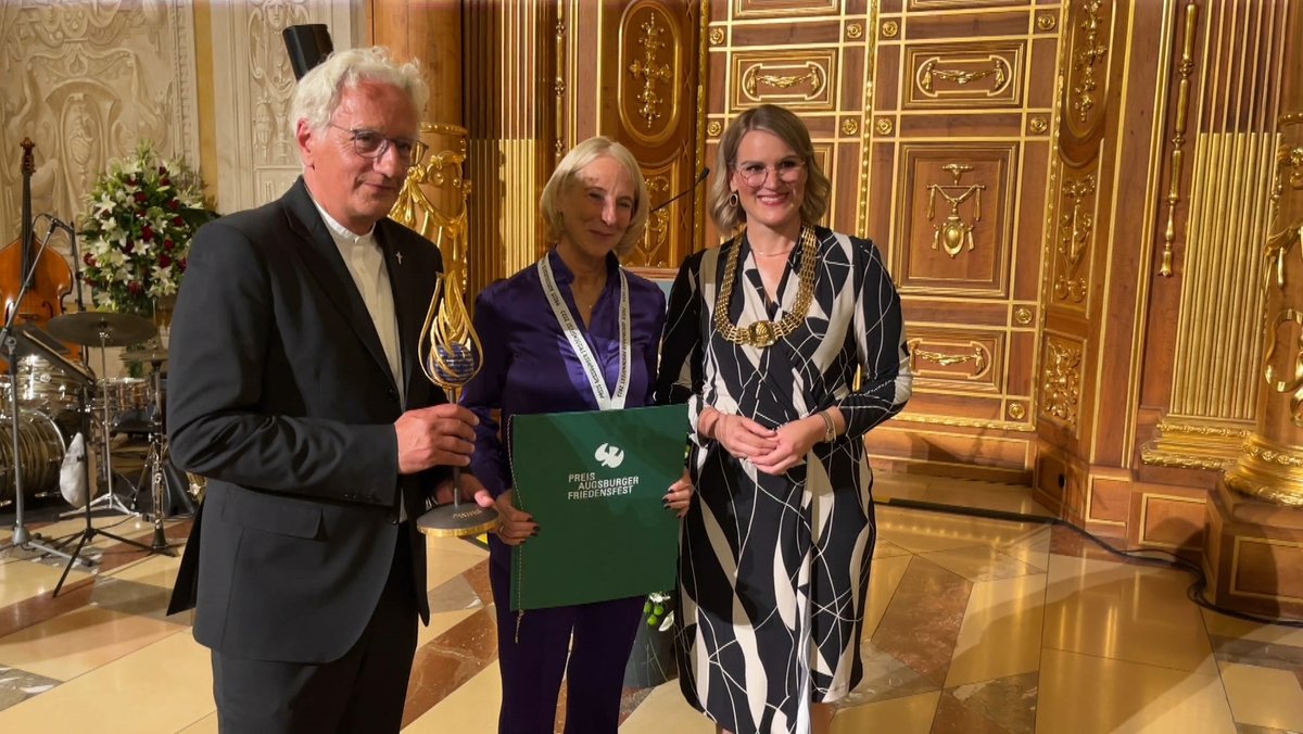 Die ZDF-Journalistin Katrin Eigendorf hat am Montagabend den Augsburger Friedenspreis entgegengenommen.