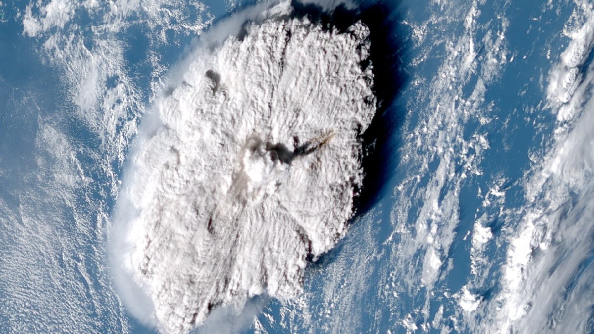 Der gewaltige Vulkanausbruch von Tonga Anfang diesen Jahres hat die höchste jemals auf der Erde gemessene Aschewolke erzeugt. 