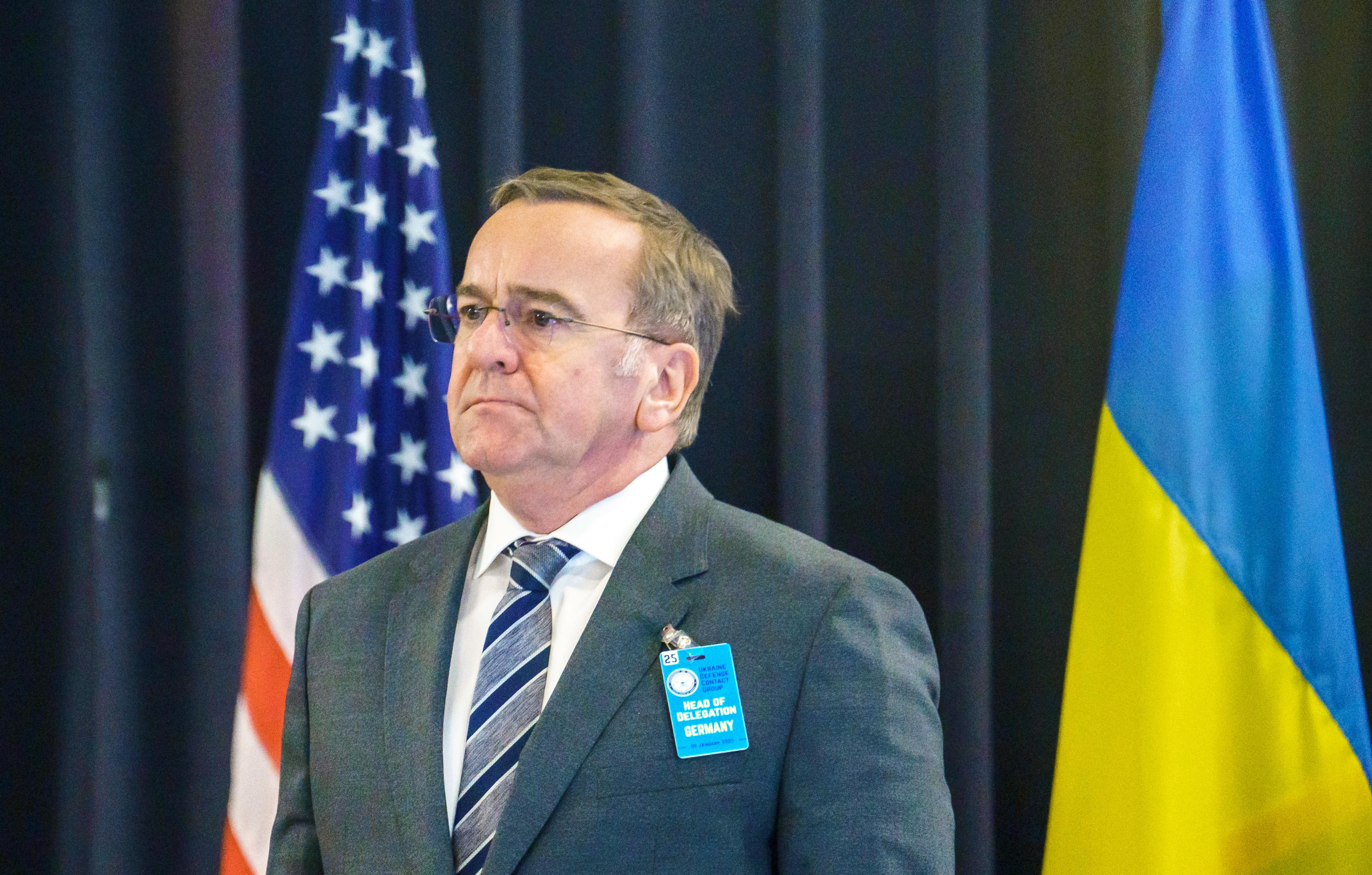 Boris Pistorius (SPD), Bundesminister der Verteidigung, nimmt am Treffen der Ukraine-Kontaktgruppe auf der US Air Base Ramstein teil.