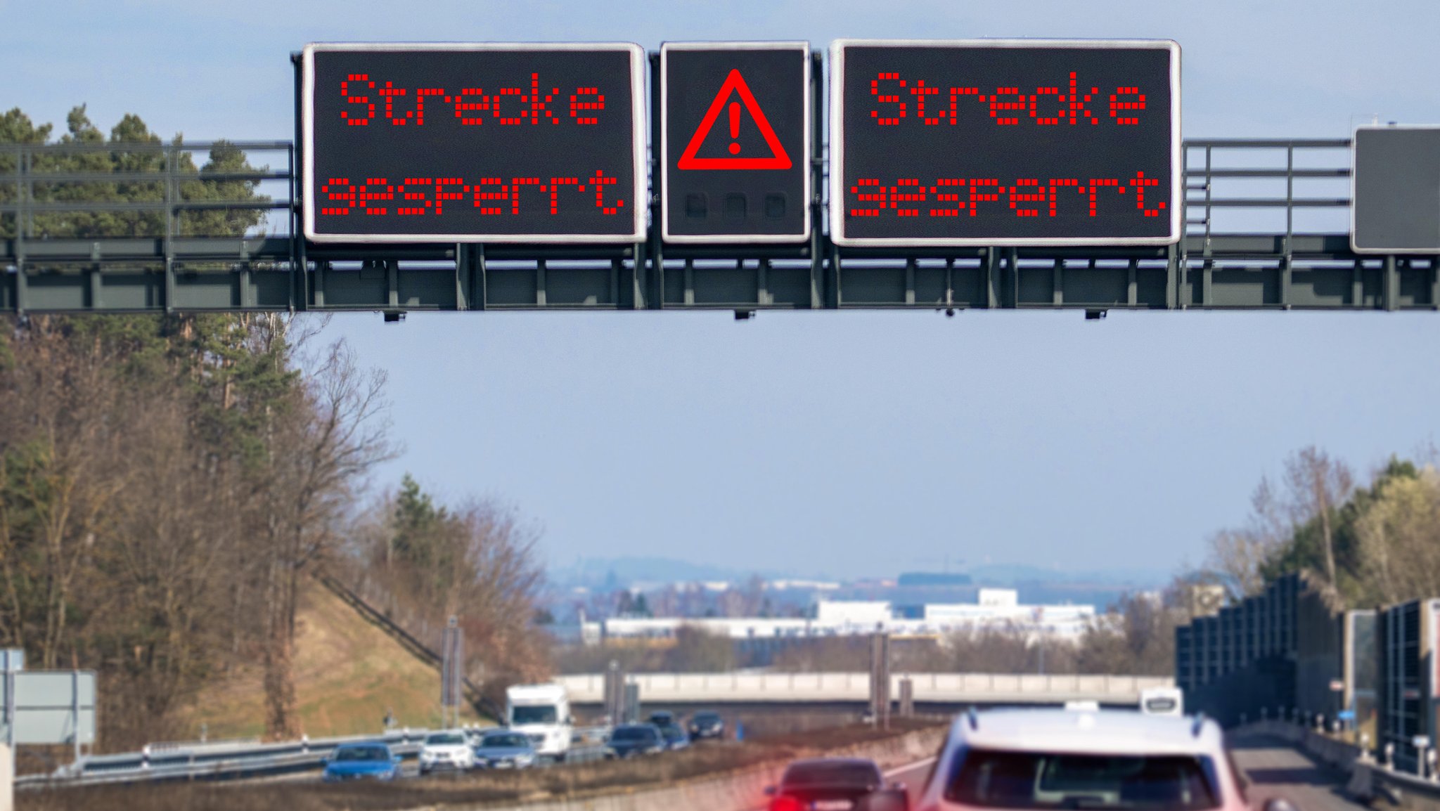 Warum weiß Google Maps nichts von der Sperrung auf meiner Route?