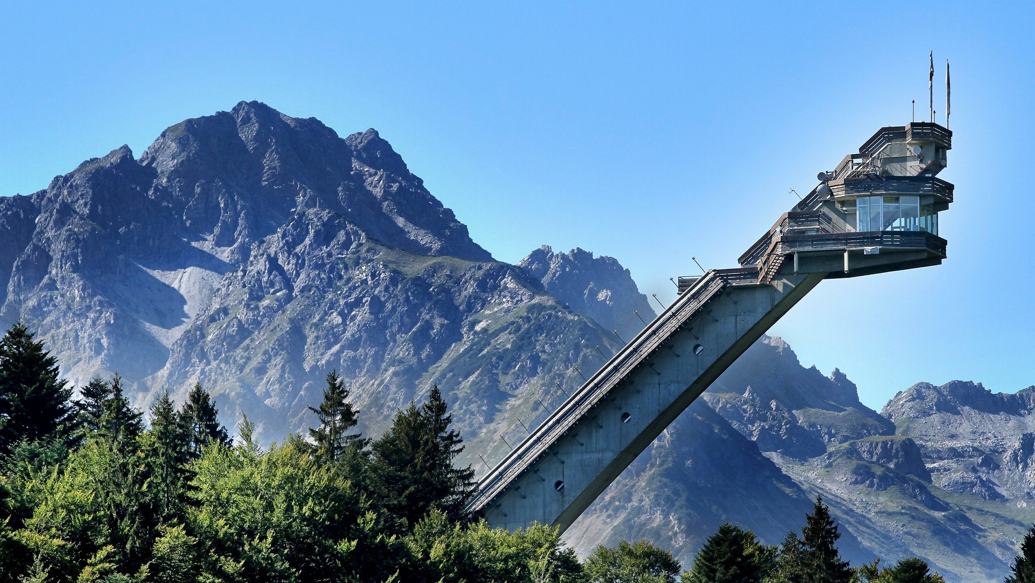 Heini-Klopfer-Skiflugschanze: Der schiefe Turm von Oberstdorf