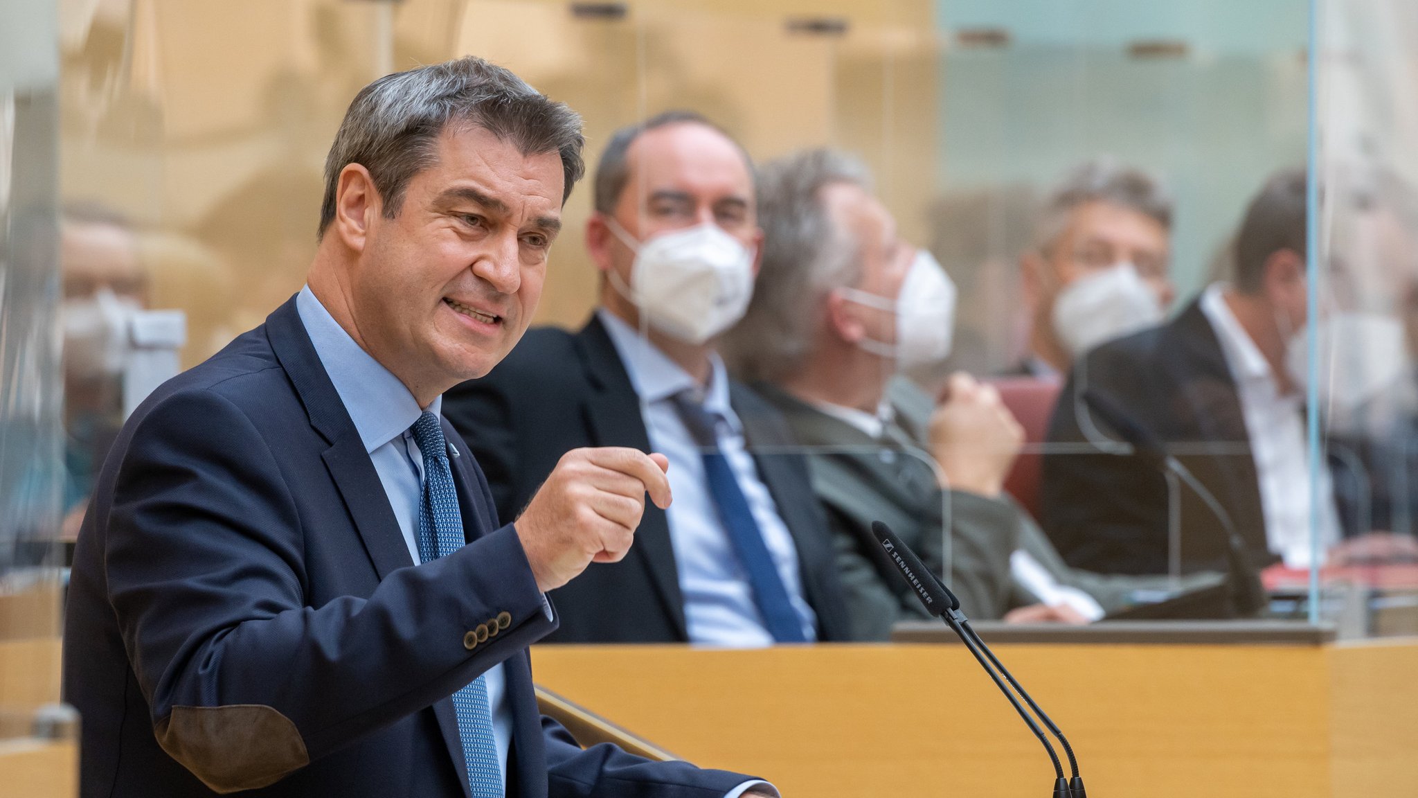 Söder sieht "Corona-Drama" – Landtag billigt Verschärfungen