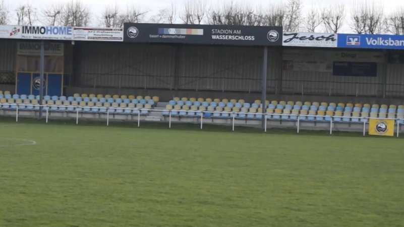 Das Stadion des FC Töging | Bild: Bayerischer Rundfunk 2026 Das Stadion des FC Töging