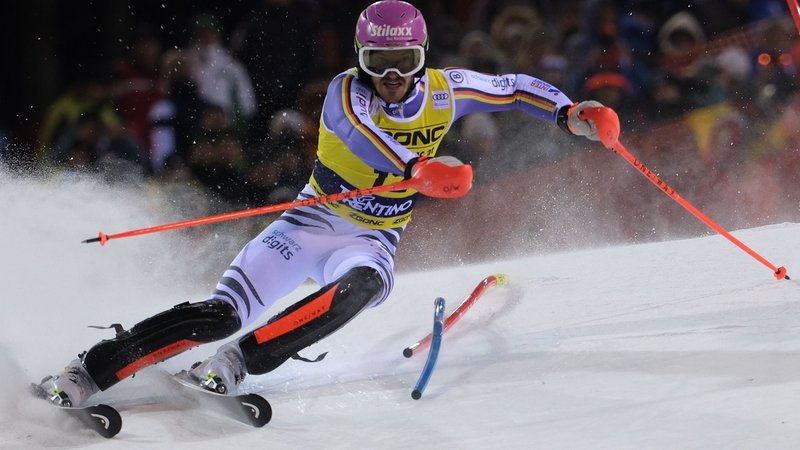 07.01.2026, Italien, Madonna Di Campiglio: Ski alpin: Weltcup, Slalom, Männer, 1. Durchgang, der deutsche Linus Straßer in Aktion. Foto: Roberto Tommasini/LiveMedia-IPA/ZUMA Press Wire/dpa +++ dpa-Bildfunk +++ | Bild: dpa-Bildfunk/Roberto Tommasini 07.01.2026, Italien, Madonna Di Campiglio: Ski alpin: Weltcup, Slalom, Männer, 1. Durchgang, der deutsche Linus Straßer in Aktion. Foto: Roberto Tommasini/LiveMedia-IPA/ZUMA Press Wire/dpa +++ dpa-Bildfunk +++