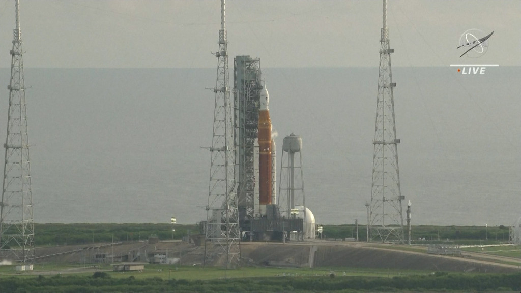Eigentlich soll die Orion-Raumfähre der NASA-Mission Artemis 1 heute starten.  Doch die NASA hat den Start aufgrund von Problemen abgebrochen.
